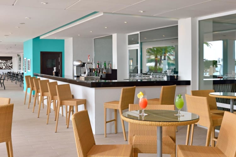 Terrace Bar